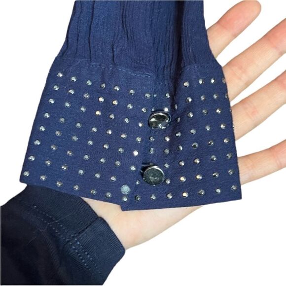 3 for $30! Jennifer Lopez navy shirt with embellishments - Picture 8 of 13